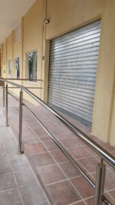 Instalaciones de puertas enrollables automáticas