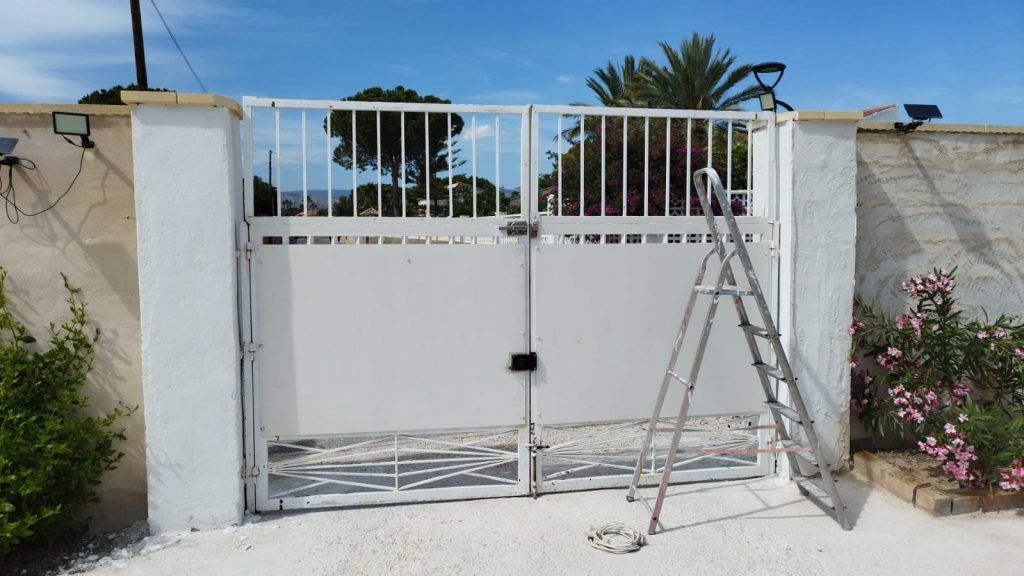 Puertas batientes de una y dos hojas. 
